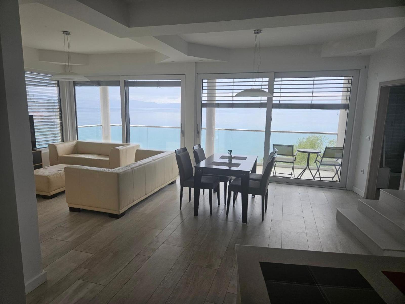 Apartment Villa Balevski โอครีด ภายนอก รูปภาพ